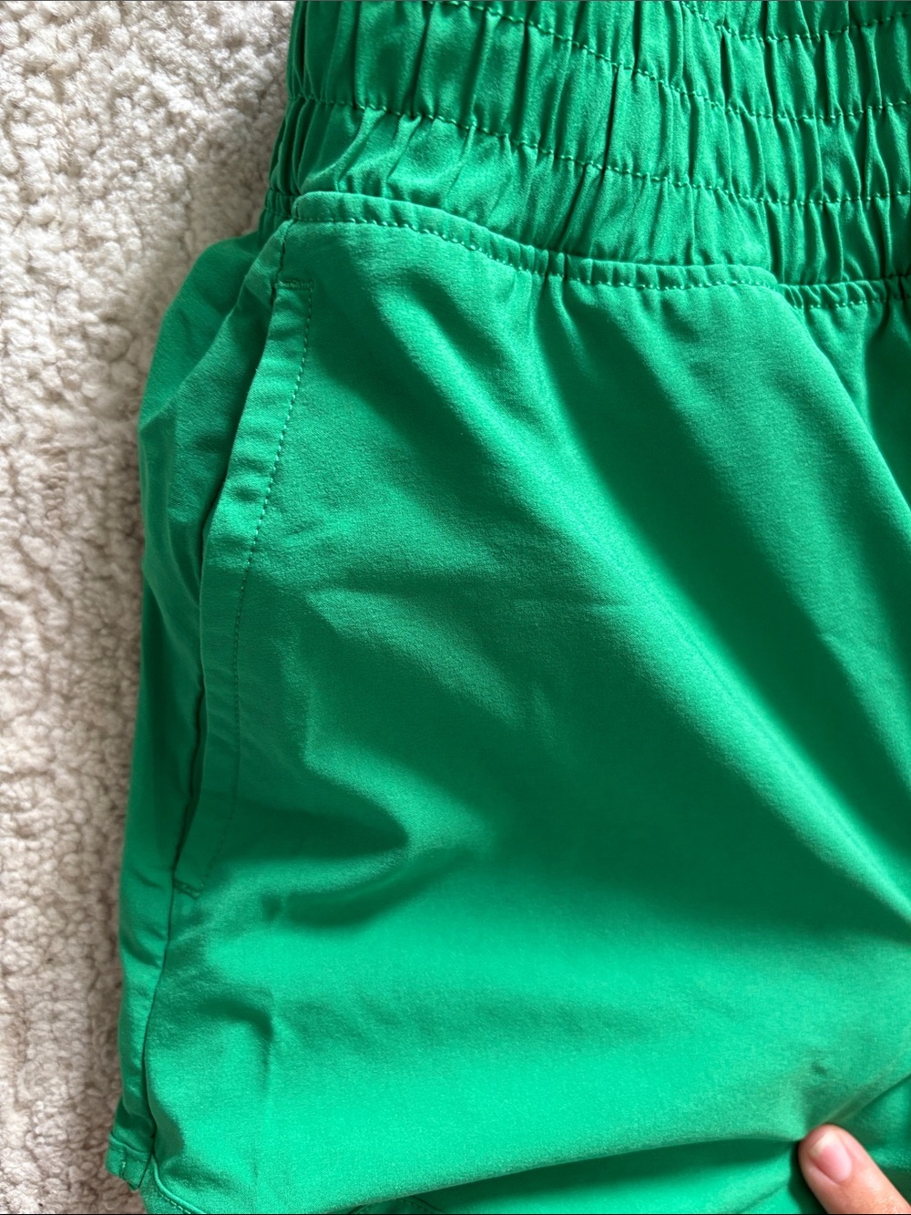 Women’s offline by aerie high rise hot stuff skort— small- green - Picture 2 of 6